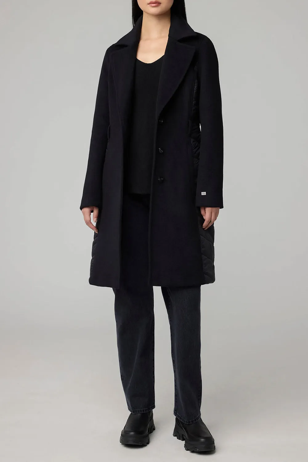 Hadeline Black | Slim-Fit Wool Coat