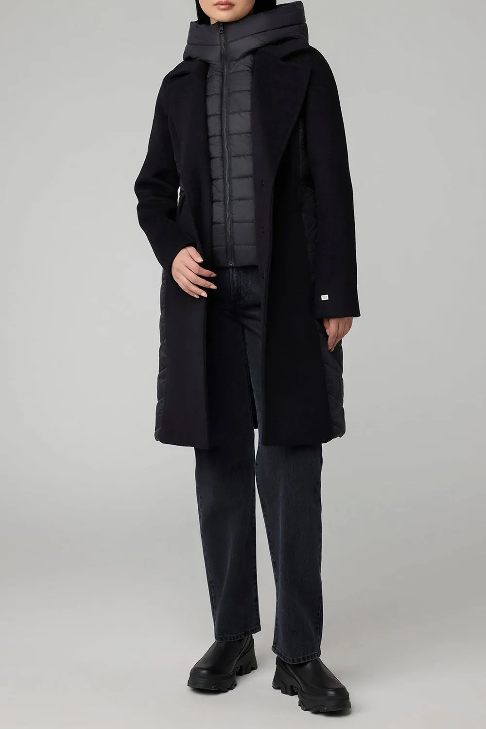 Hadeline Black | Slim-Fit Wool Coat