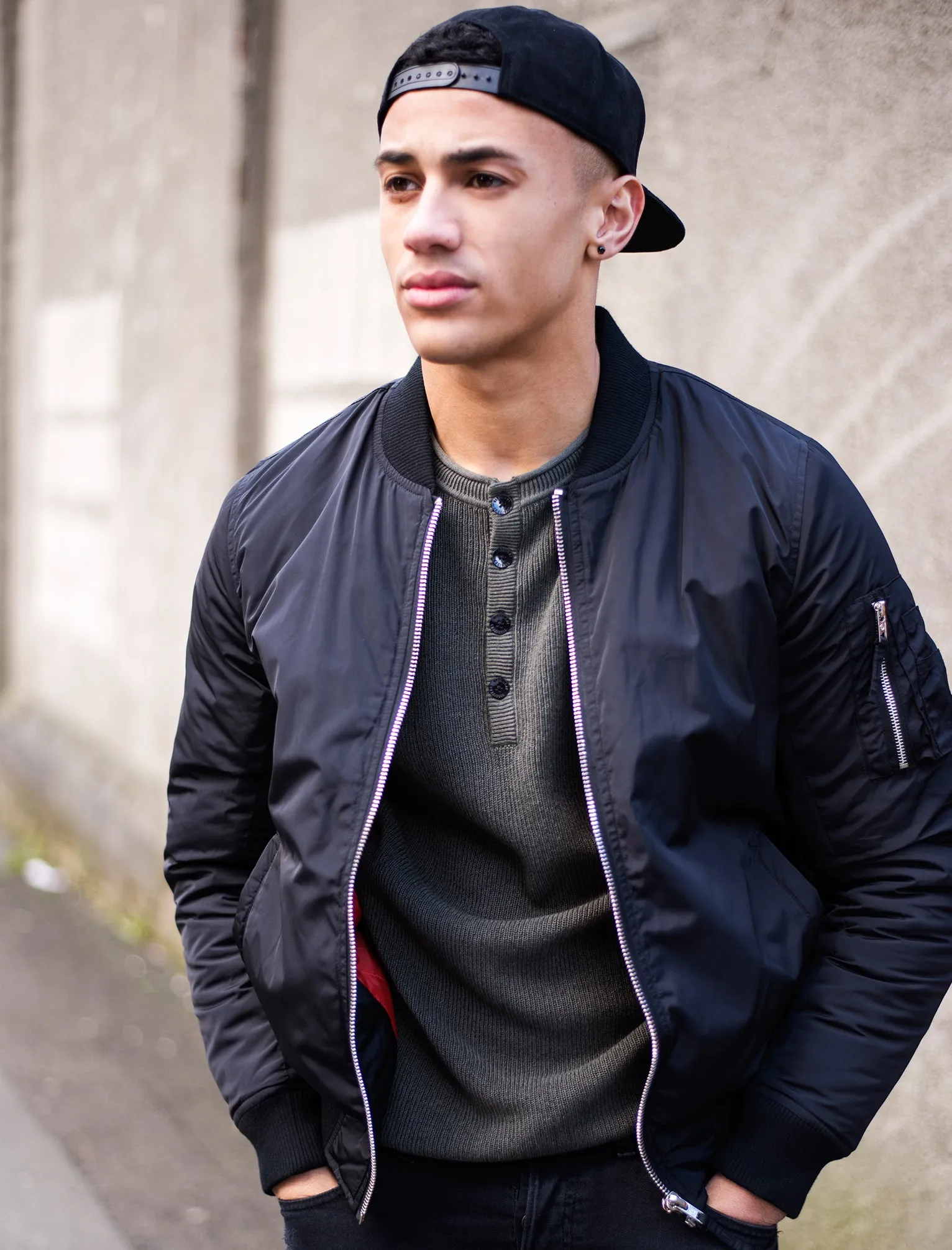 Kardos Bomber Jacket in Black - Dissident