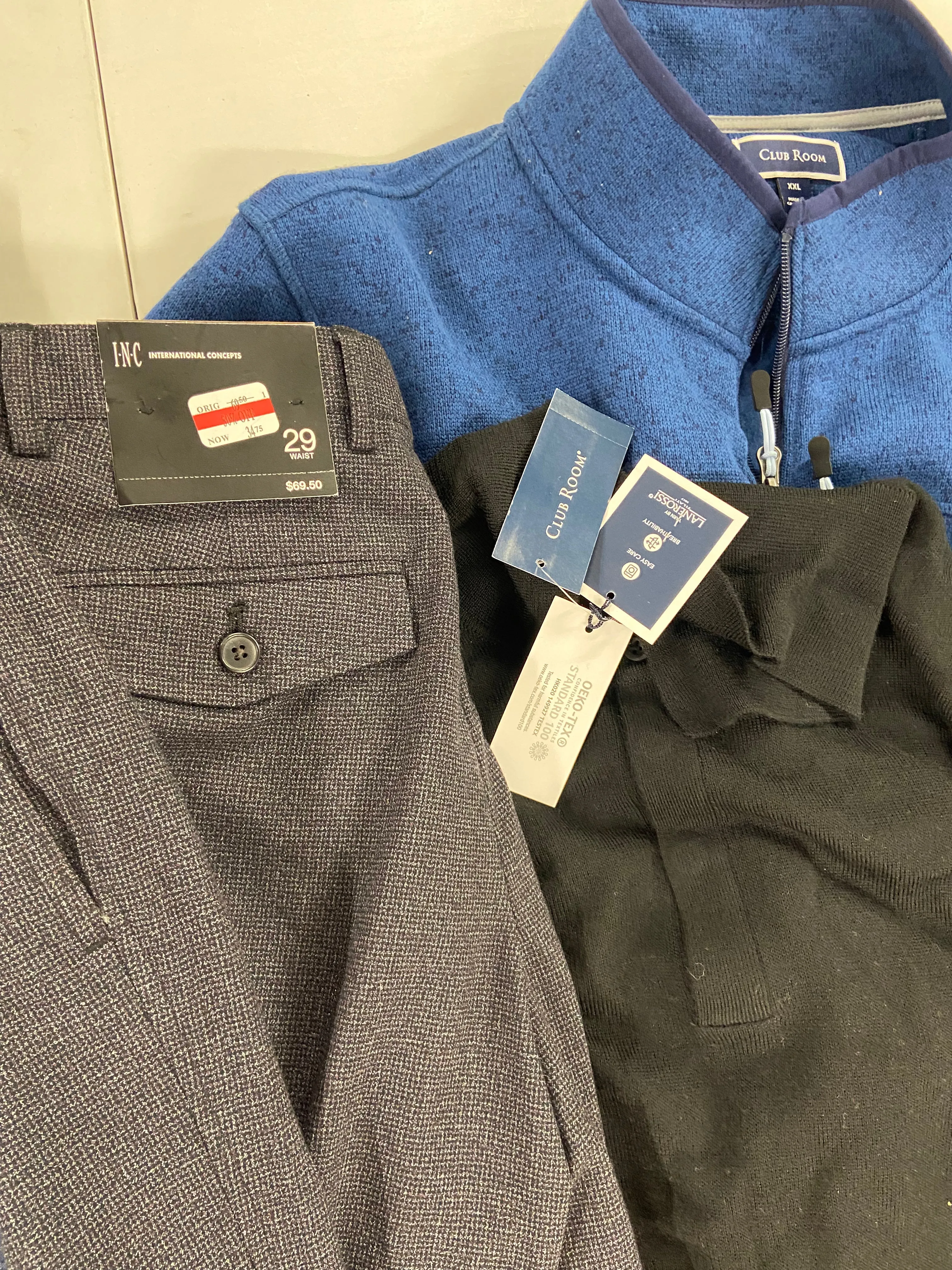 Men's Clothing Assorted Wholesale Lot, BANANA REPUBLIC, COLUMBIA, CLUB ROOM, BAR III and more,  12 items, Shelf Pulls, MSRP $952